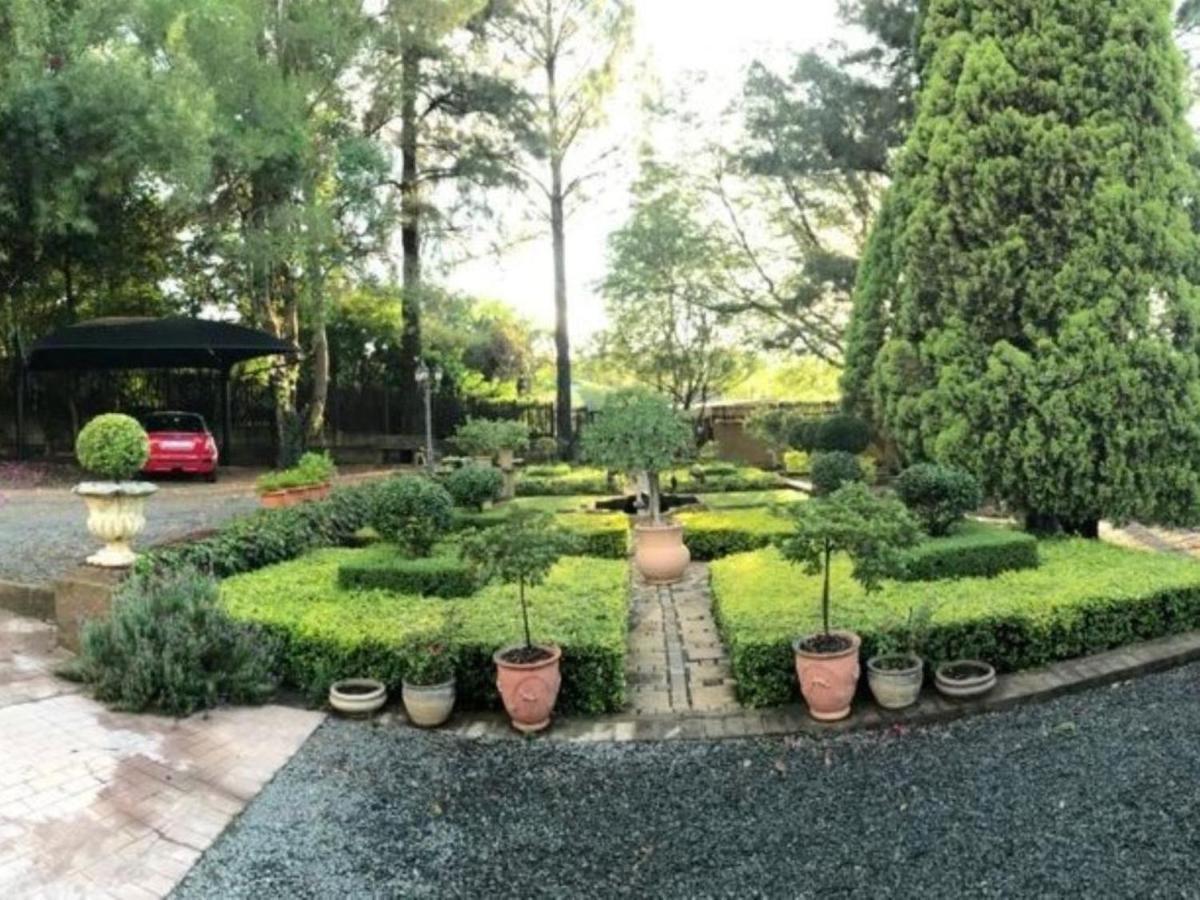 The Tuscan Garden Newcastle Buitenkant foto